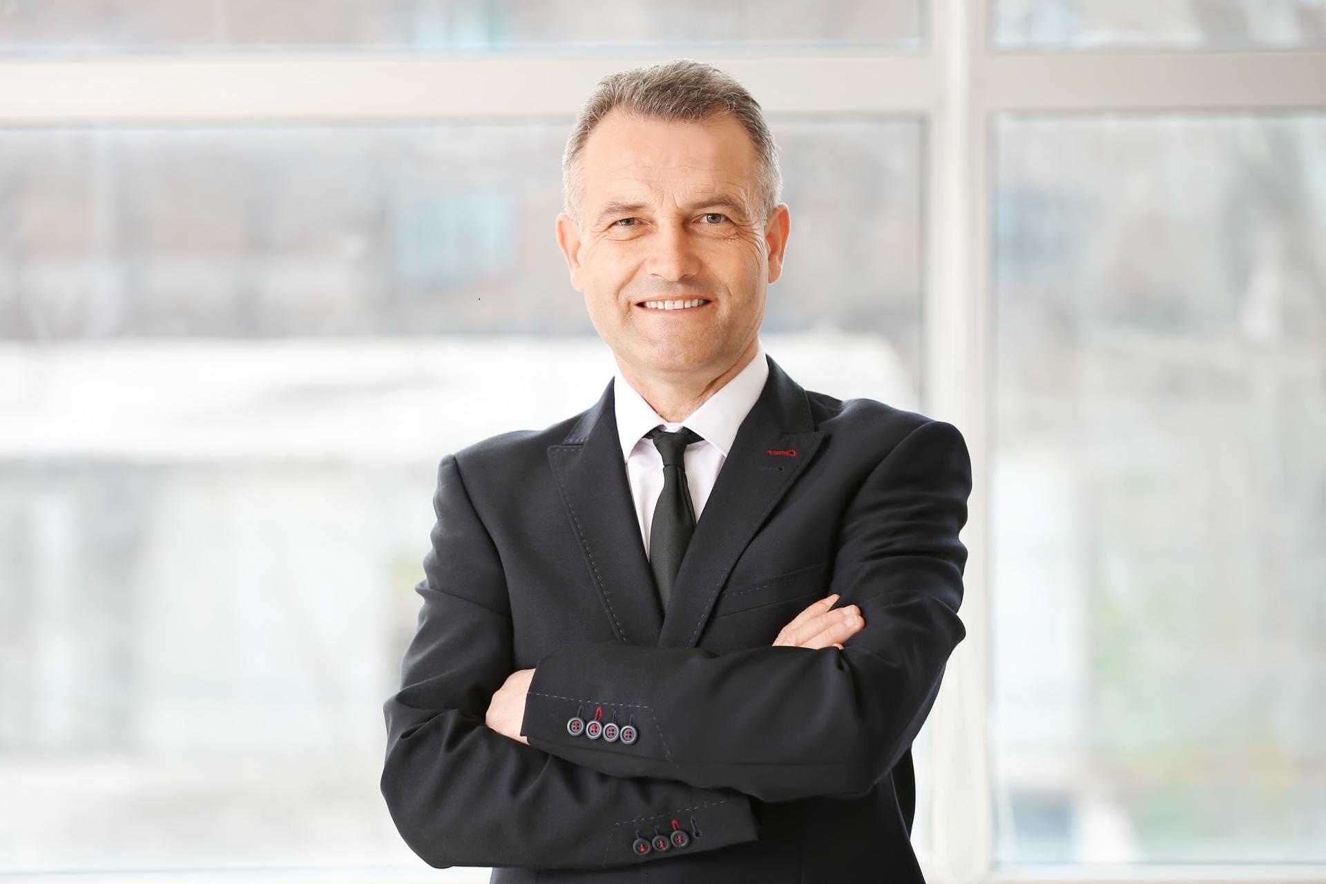 Professioneller Unternehmensleiter im Porträt | Ghostwriter Agentur