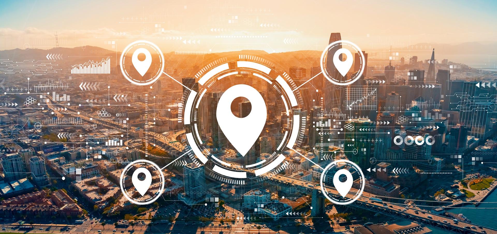 Stadtansicht mit digitalen Standortmarkierungen und Netzwerk | Immobilienmakler Chiemsee